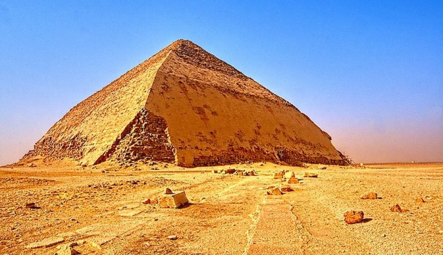 Meditation Dasher Pyramids,Giza,Egypt